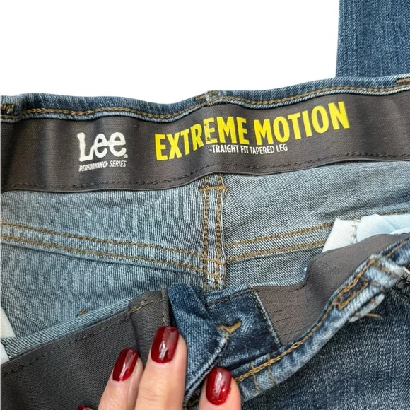 EUC Lee Men's Blue Jeans - Picture 4 of 9